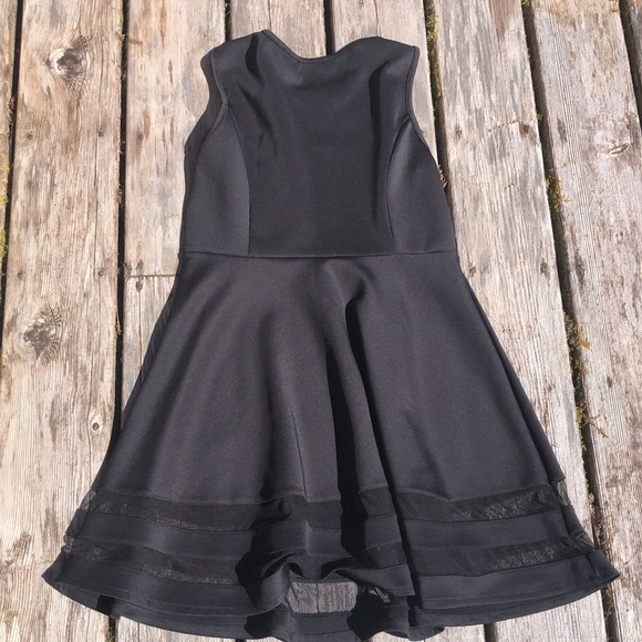Dex LBD flare with mesh accents - Picture 6 of 10
